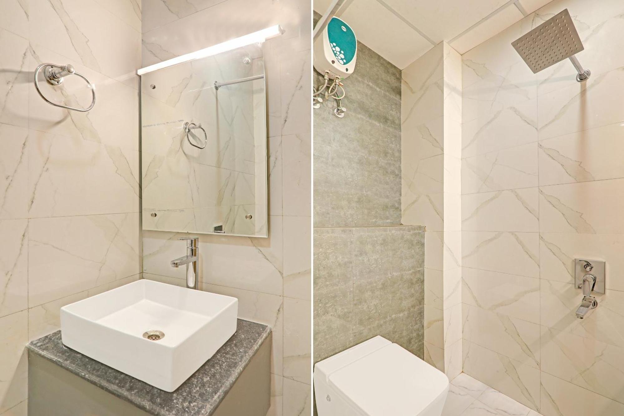 Super Townhouse Hotel Impact Chinhat Exterior photo